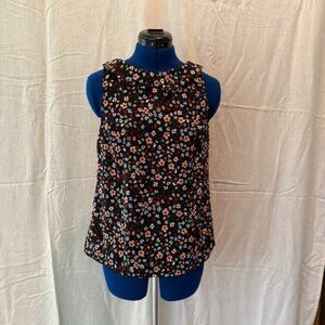 Jessy B Sleeveless Floral Blouse with soft collar in size S